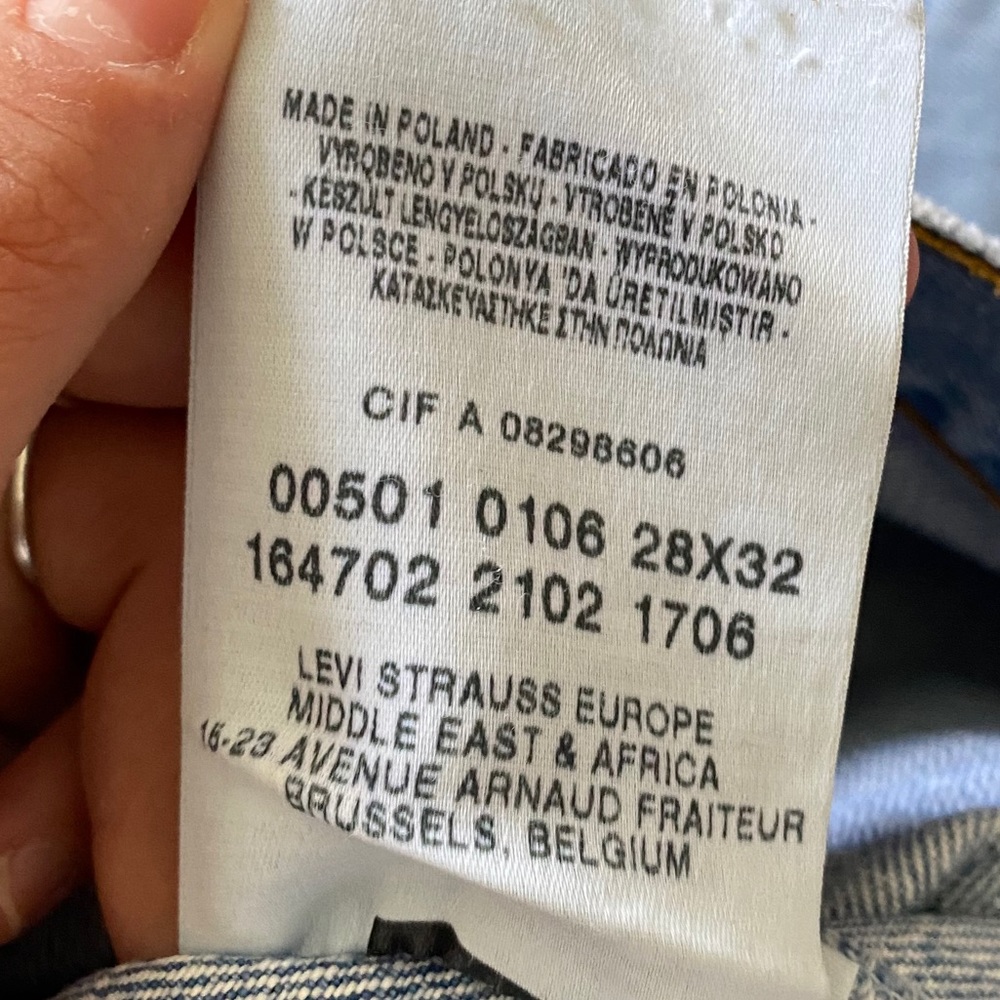Vintage Levi’s 501 90s Ultra Blue Wash - Picture 9 of 9
